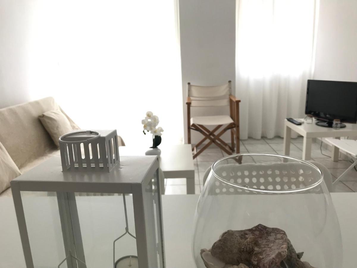 Korona Beach Apartments II 罗希姆诺 外观 照片
